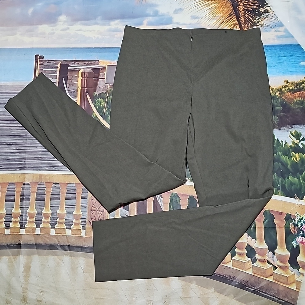 Lauren Vidal Olive‎ Green Leggings Pants Size Large NWT
